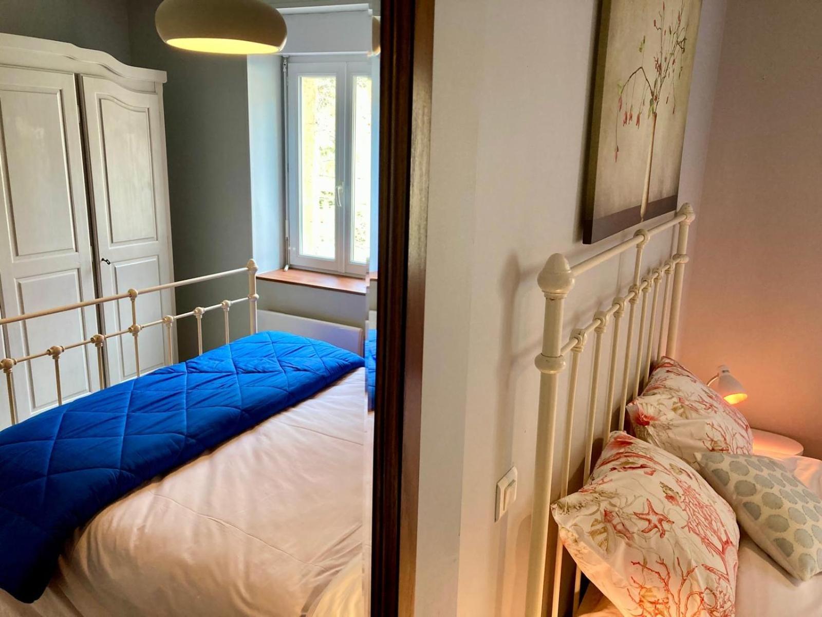 3 Star Surdespine Historic 4 Chateaux Air Conditioned